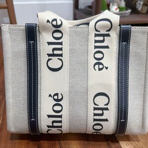 Chloe Woody small-leather trimmed cotton canvas tote with crossbody strap